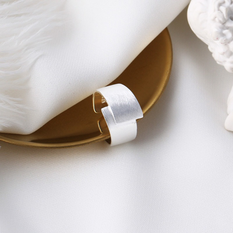 Anillo Abierto Satinado Minimalista
