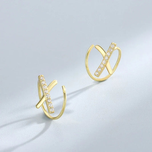 Aretes Cruz en X con Zirconias