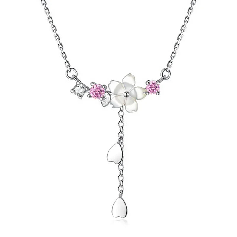 Collar Cadena de Flores y Corazón