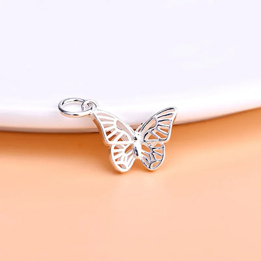 Dije Mariposa Calada