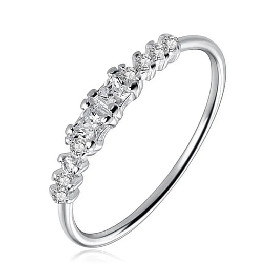Anillo con Zirconias Blancas