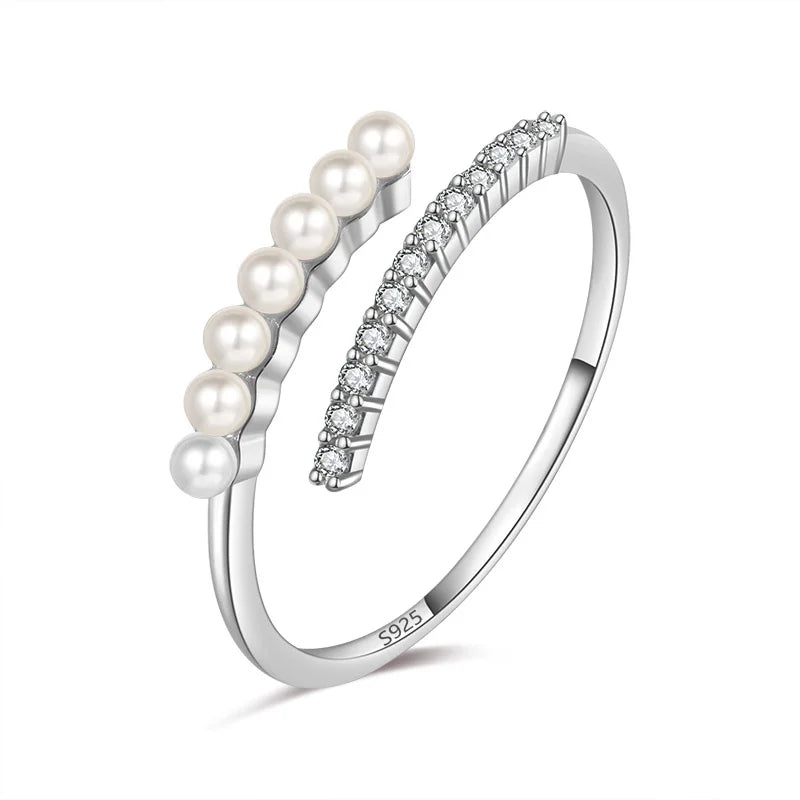 Anillo Perla de Agua Dulce con Zirconias