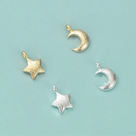 Dije Minimalista Luna o Estrella