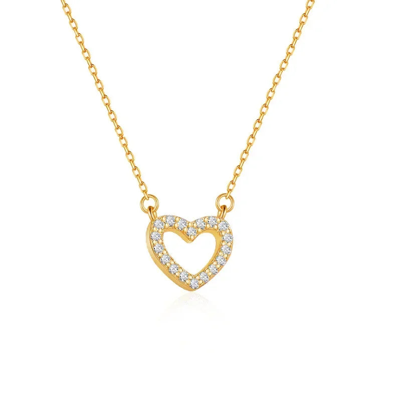 Collar Corto Corazón con Zirconias