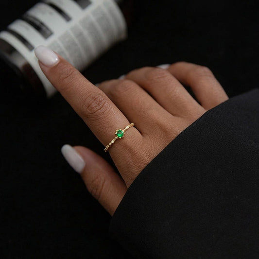 Anillo Abierto con Zirconia Verde