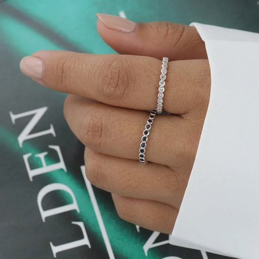 Anillo Fino con Zirconia de Color