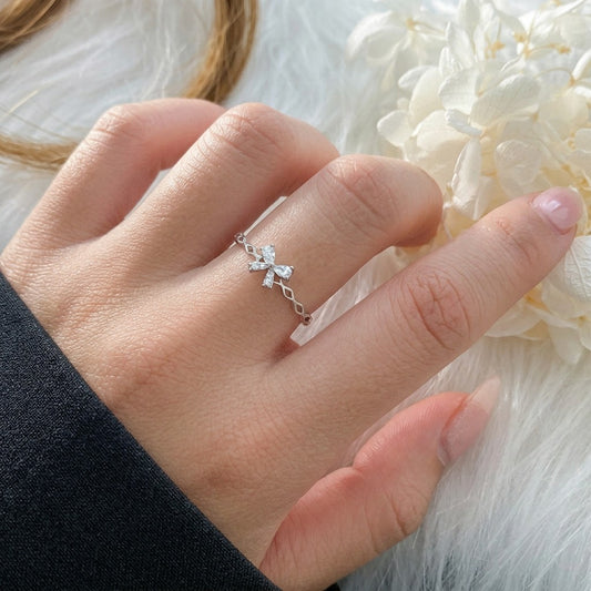 Anillo Moño con Zirconias