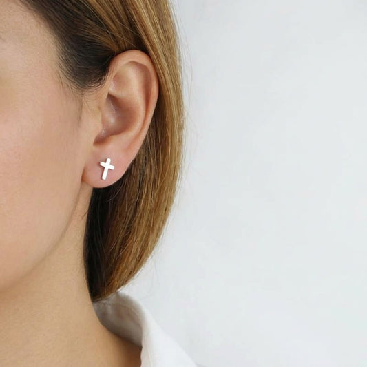Aretes Cruz Clásica
