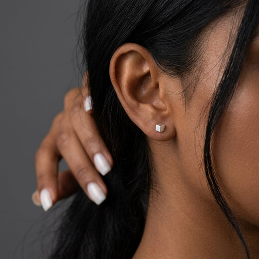 Aretes Cuadrado Geométrico