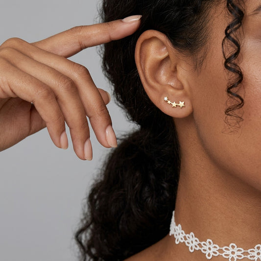 Aretes Estrella Minimalista con Zirconias