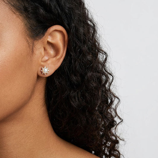 Aretes Flor Dorada con Perla