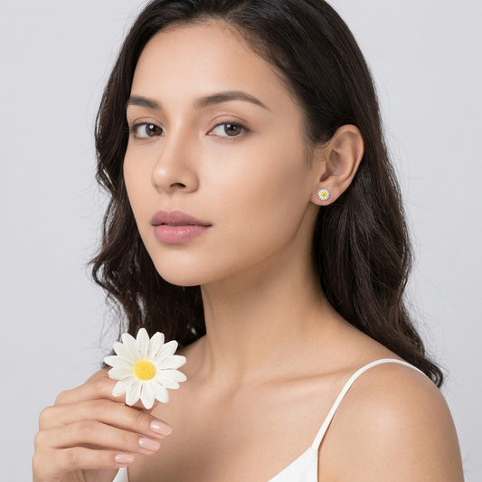 Aretes Margarita en Dos Tamaños