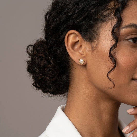 Aretes Triángulo con Perla