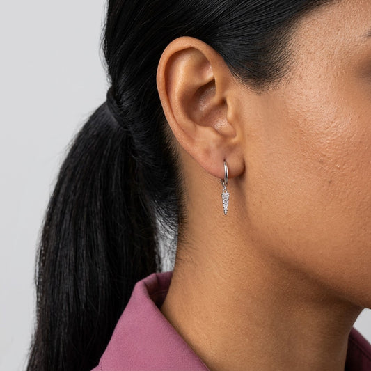 Aretes Triángulo Geométrico con Zirconias