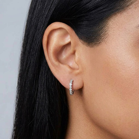 Arracadas con Dije Redondo de Zirconia