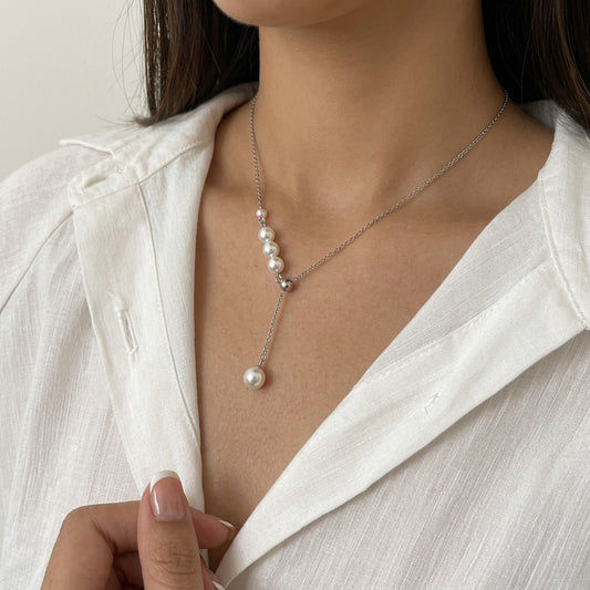 Collar Corto con Perla en Plateado