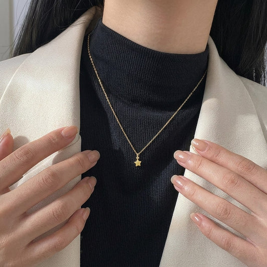 Collar Estrella con Zirconias