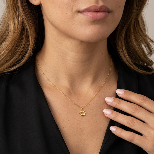 Collar Sol Calado