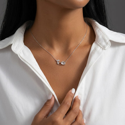 Collar Tulipán con Zirconias