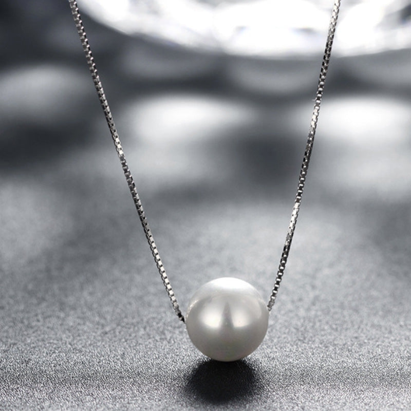 Collar Corto con Perla Blanca