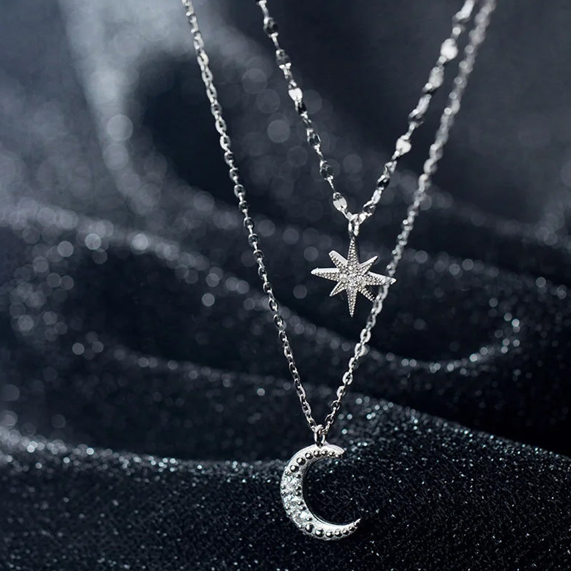 Collar Choker Doble con Luna y Estrella