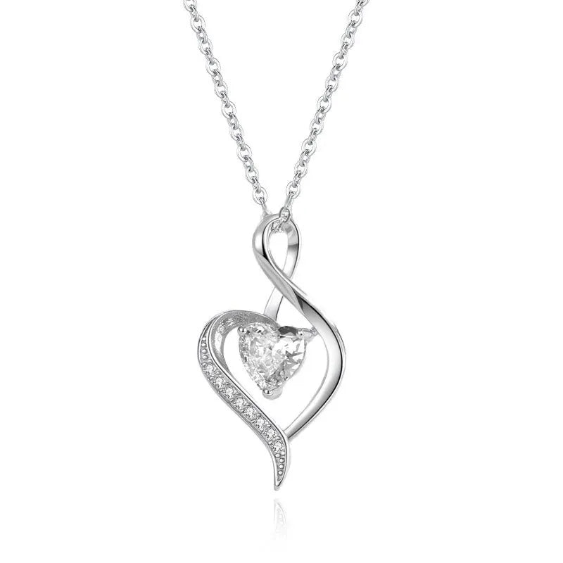 Collar Corazón con Piedra de Corazón