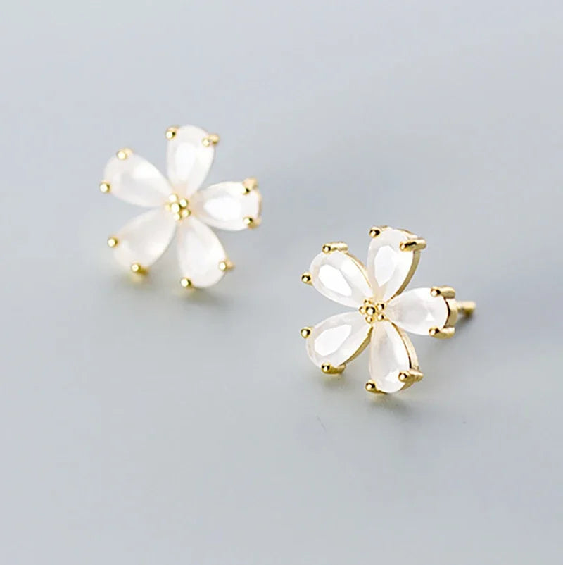 Aretes Flor Dorada Romántica