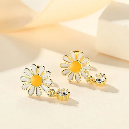 Aretes Margarita con Zirconias