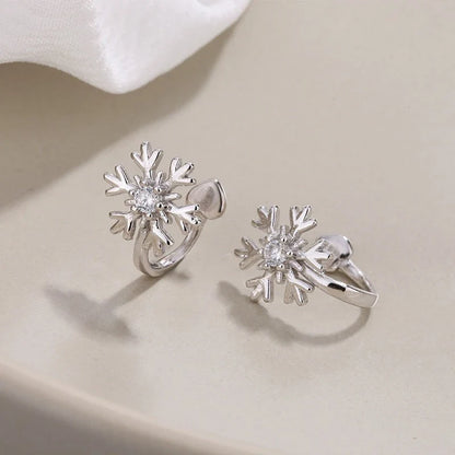 Aretes de Clip Copo de Nieve con Zirconias