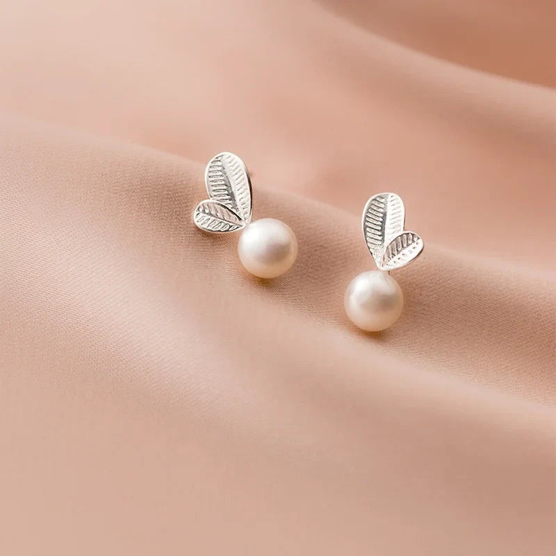 Aretes Hoja con Perla