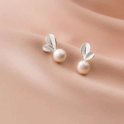 Aretes Hoja con Perla