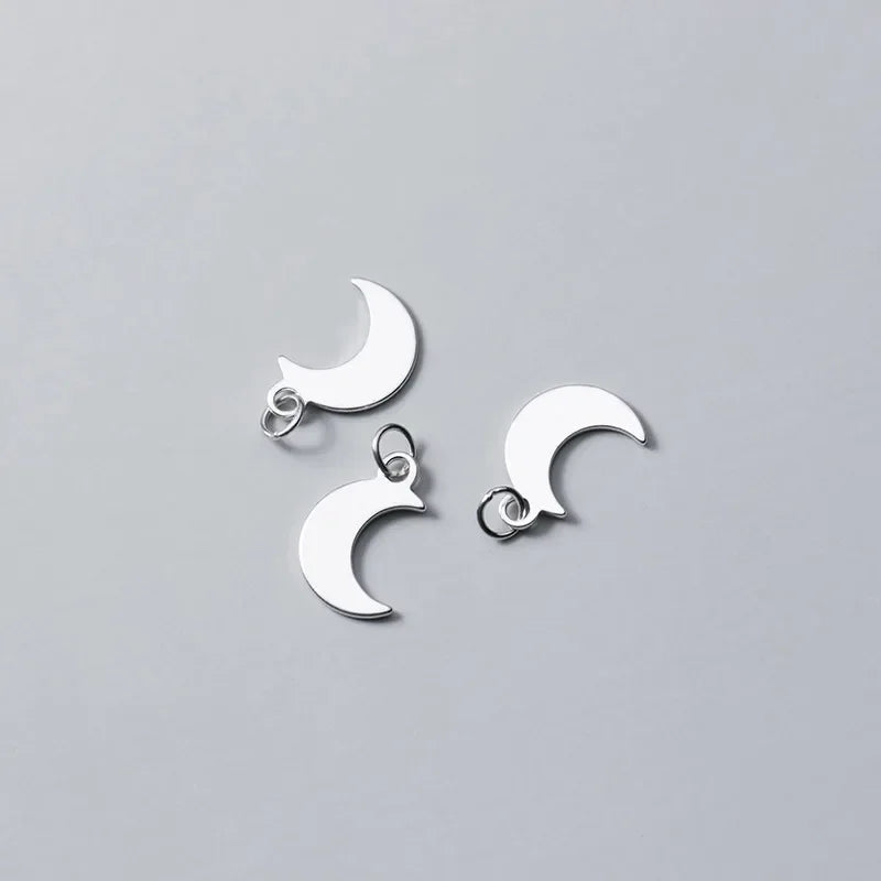 Dije Luna en Dos Tamaños