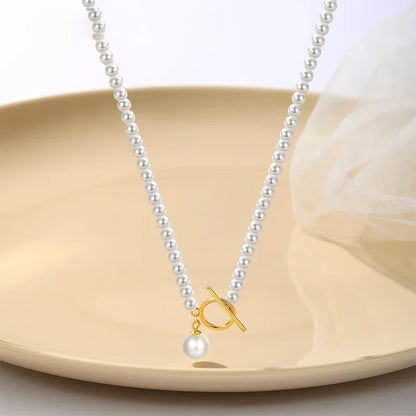 Collar de Perlas con Cierre de Barra