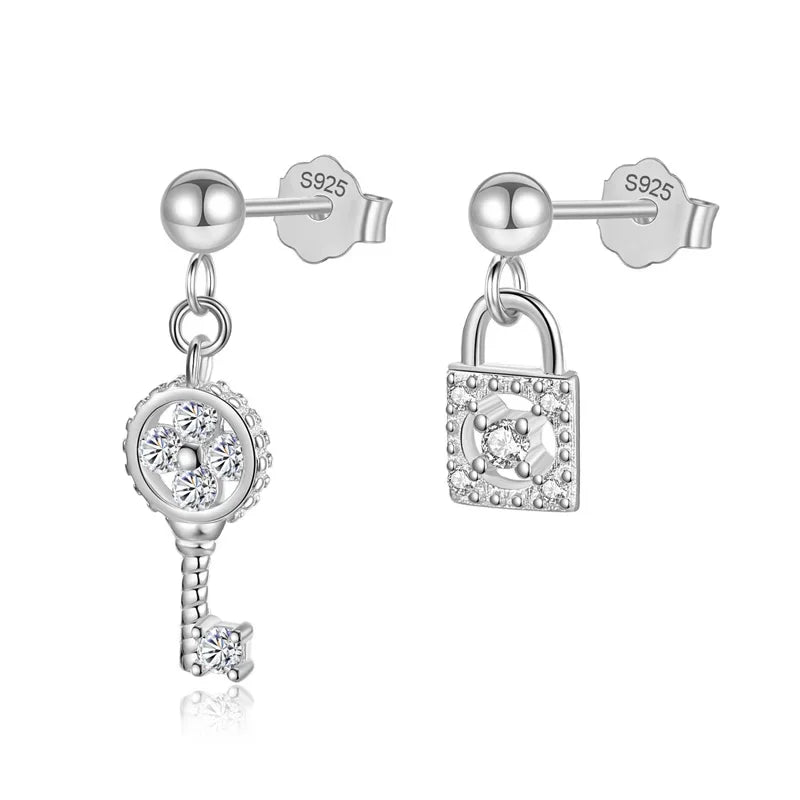 Aretes Asimétricos Llave y Candado