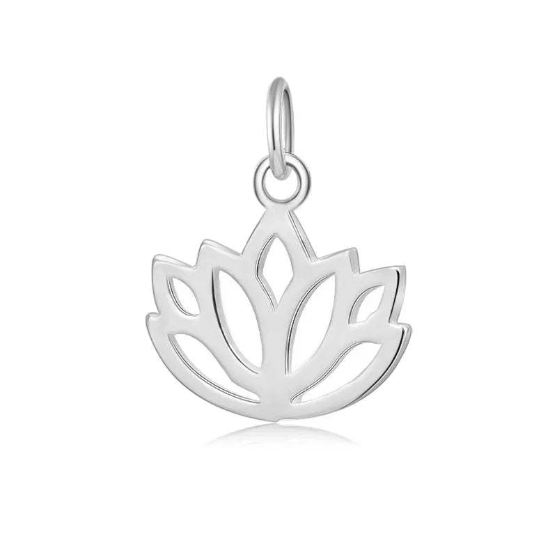 Dije Flor de Loto Calada