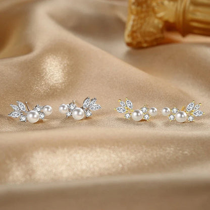 Aretes Hoja con Perla en Plateado o Dorado