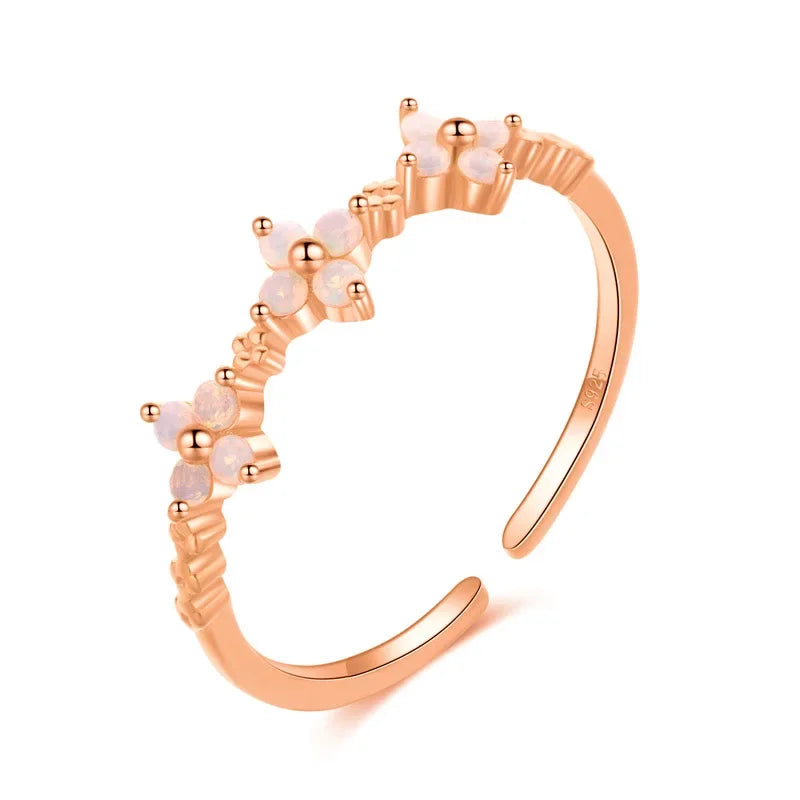 Anillo de Cóctel Flores con Zirconias
