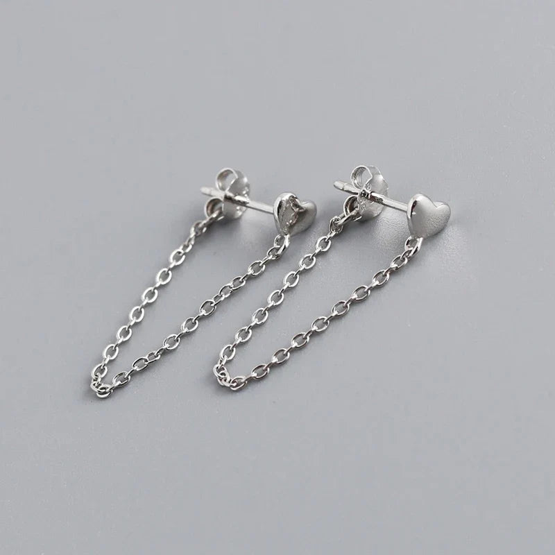 Aretes Corazón con Cadena Colgante