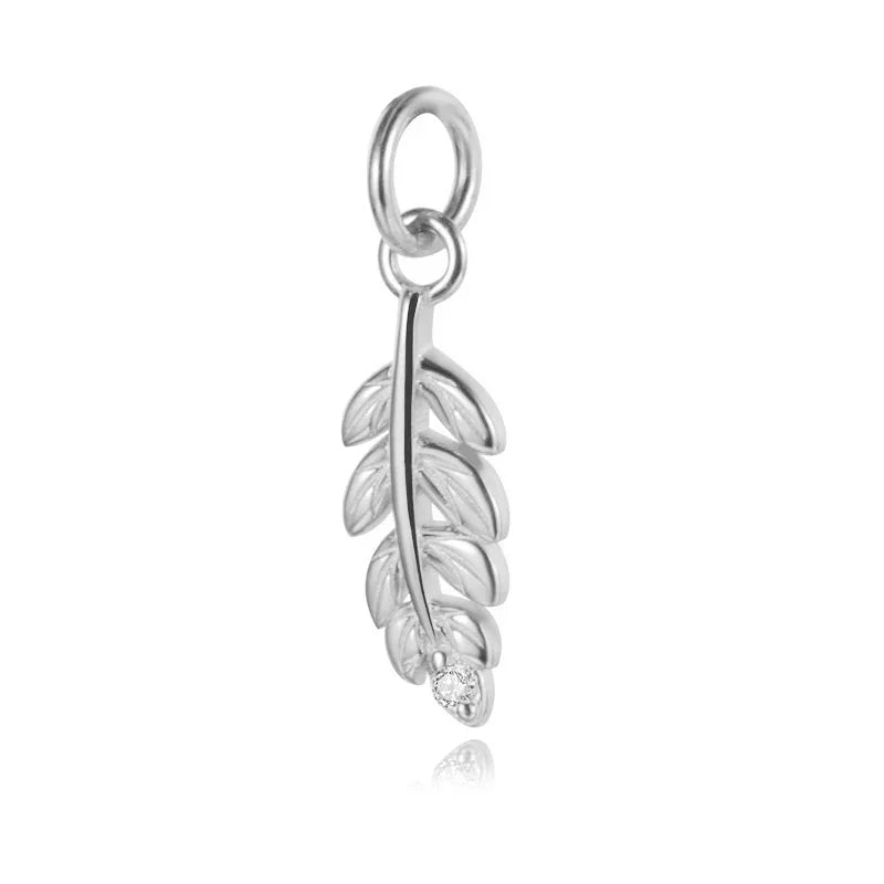 Dije Pluma con Zirconias