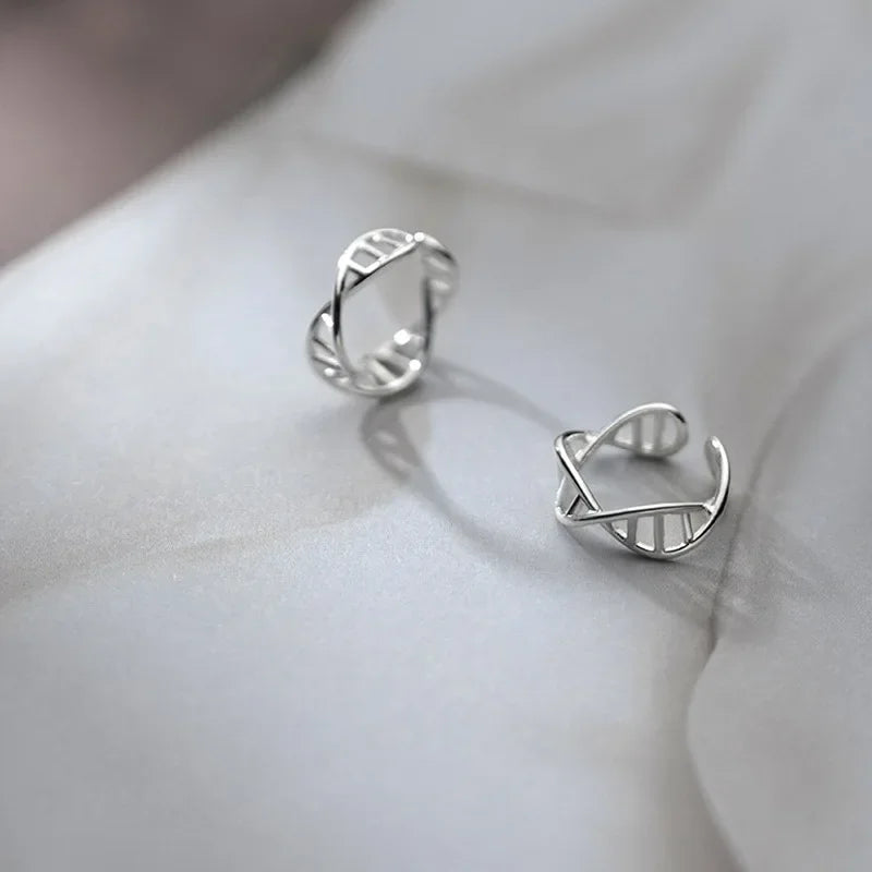 Aretes de Clip Ondas Caladas