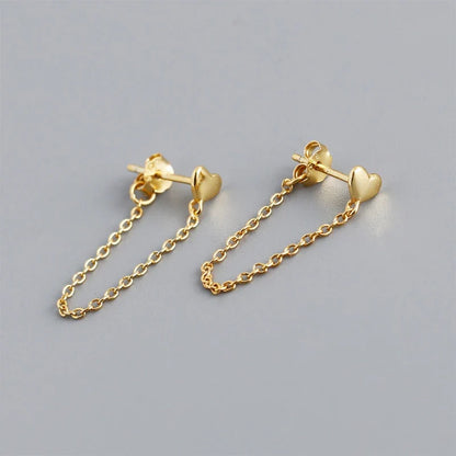 Aretes Corazón con Cadena Colgante