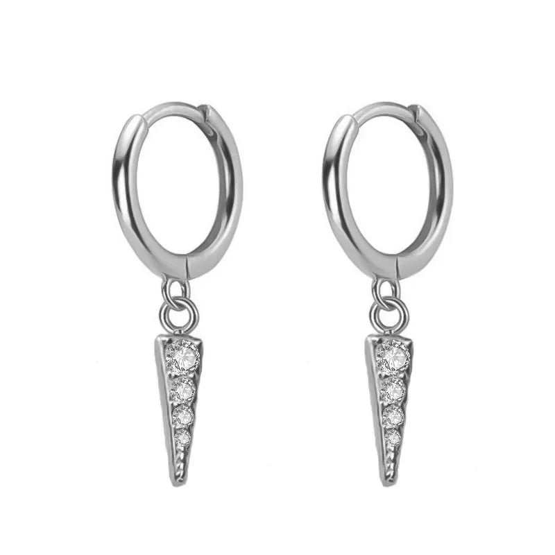 Aretes Triángulo Geométrico con Zirconias