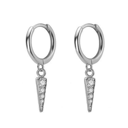 Aretes Triángulo Geométrico con Zirconias