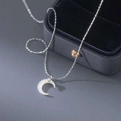 Collar Gargantilla Luna y Concha con Zirconias