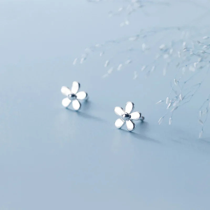 Aretes Flor con Cierre de Rosca