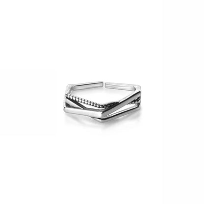Anillo Trenzado Cruzado Vintage