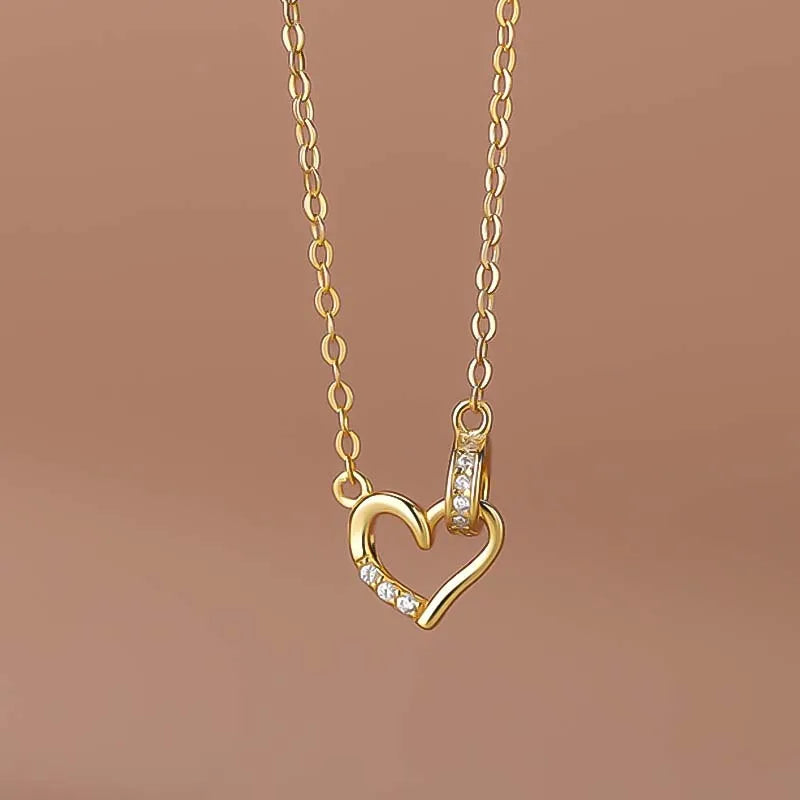 Collar Corazón con Zirconias