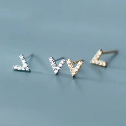 Aretes Letra V