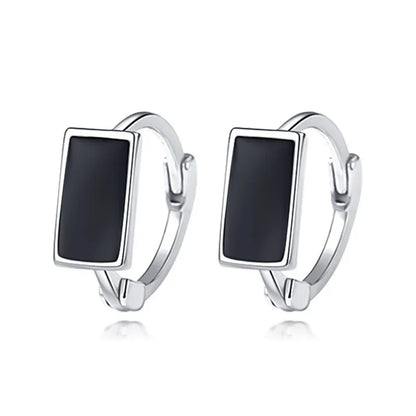 Arracadas con Dije Esmaltado Negro