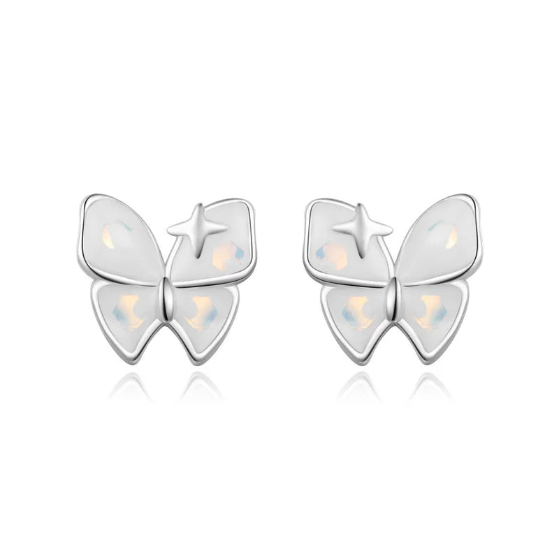 Aretes Mariposa Esmaltada Blanca